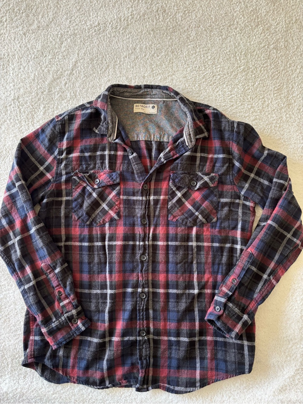 Retrofit Men's Red and Black Plaid Button-Down Shirt